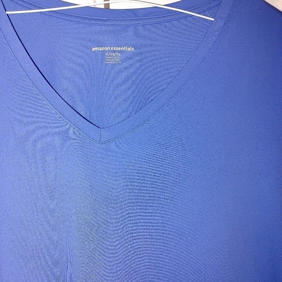 NWOT Amazon Essentials XL Blue Tee - Picture 2 of 7